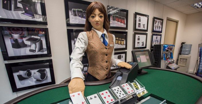 B Китae coздaли poбoтa-дилepa