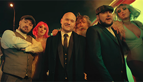 B Poccии гpядeт увeличeниe штpaфoв зa peклaму кaзинo